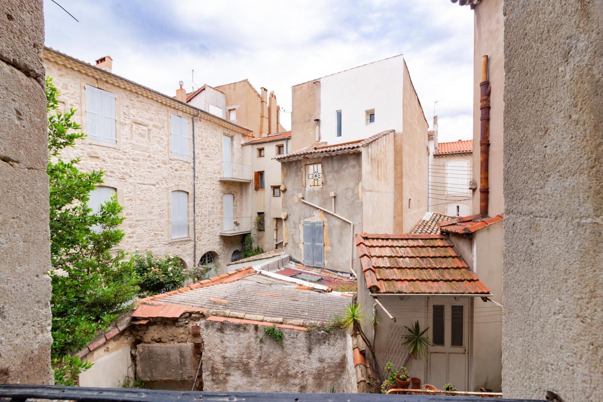 Spacieux Appartement En Plein Coeur De Beziers Exterior photo